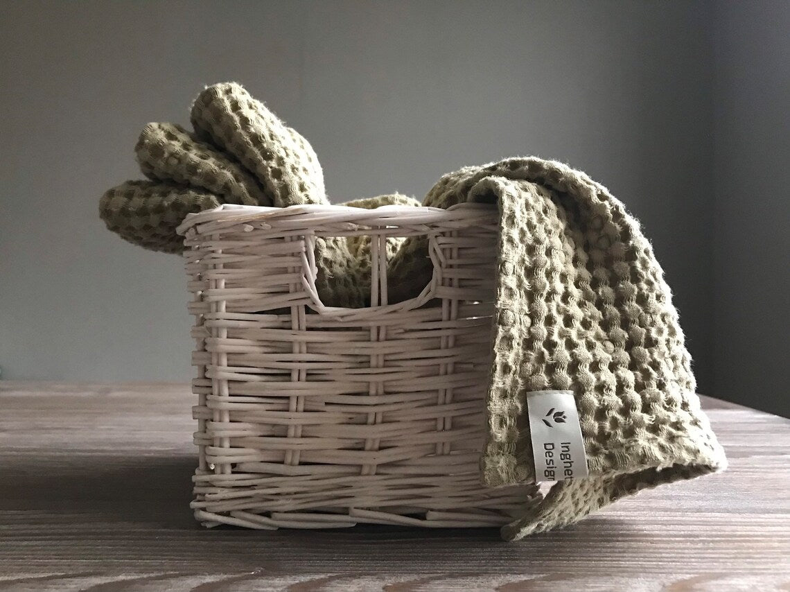 Set of 4 kitchen waffle linen dish clothes. Olive green