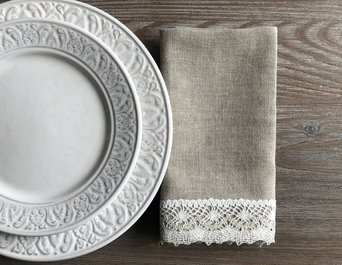 Linen napkins with lace. Natural linen color