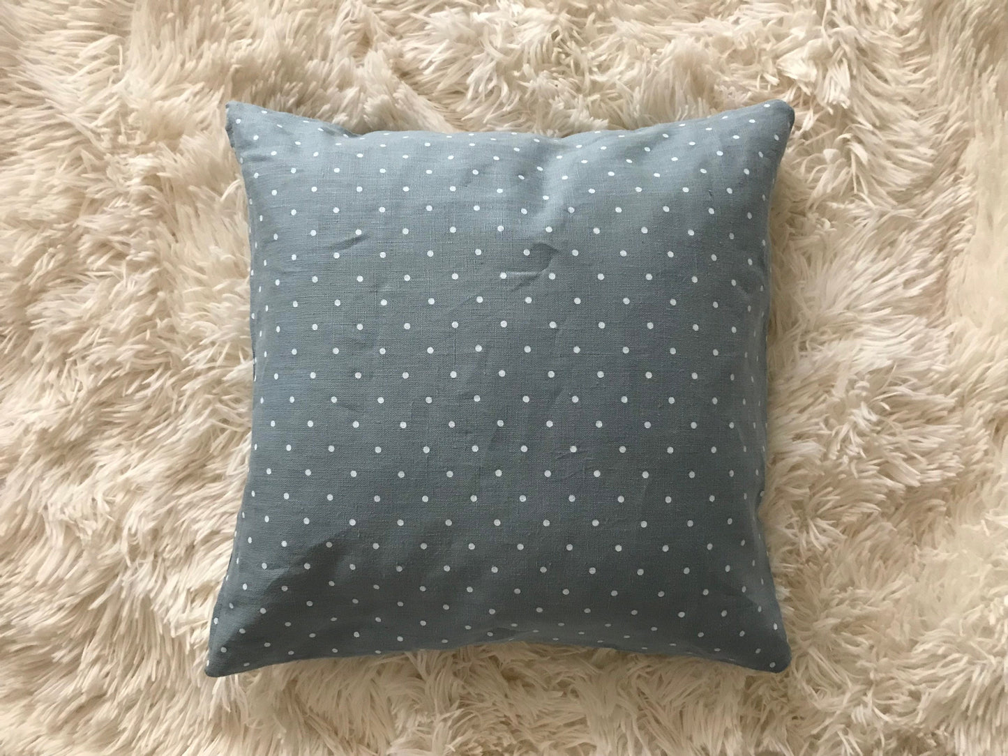 Linen cushion cover. Decorative pillow case. Turquoise polka dot