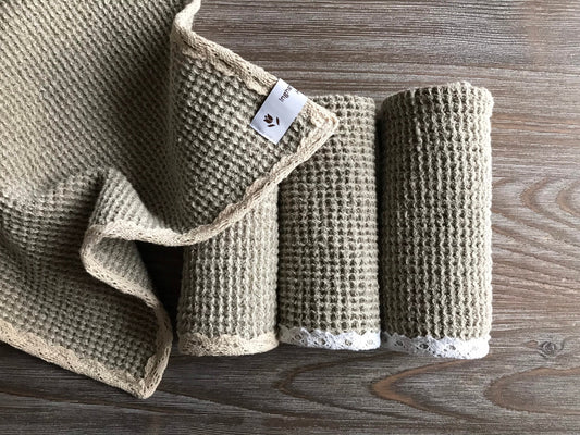 Set of 3 linen fingertip towels with lace. 100% linen waffle weave.