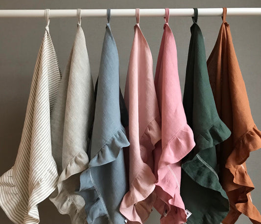 100% linen ruffled tea towel. Assorted colors